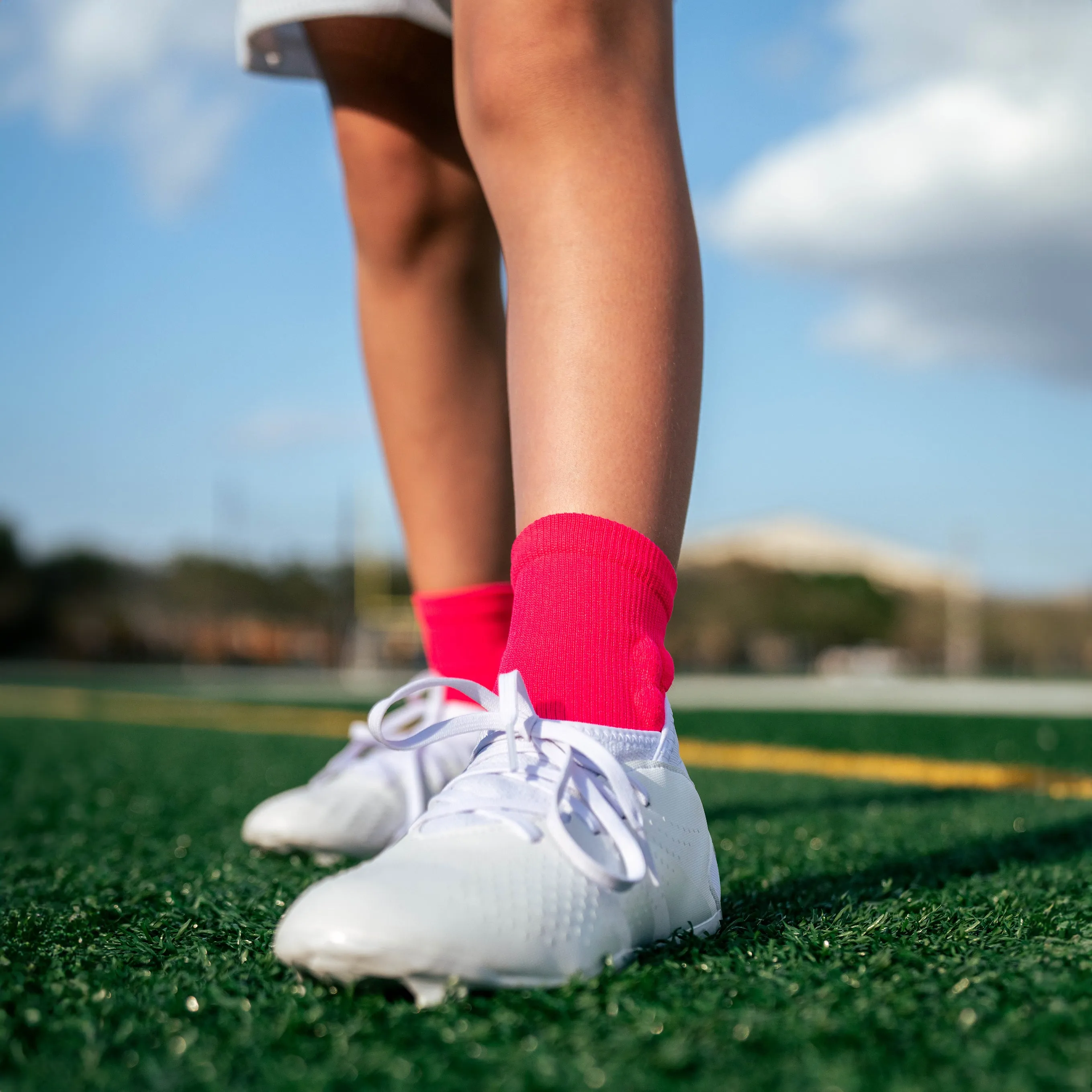 Hue Pink Football Padded Short Kids Socks